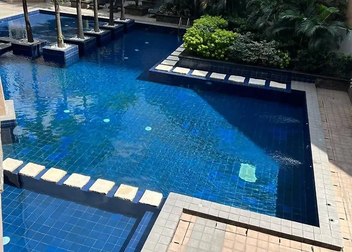 Osaka Japan Vibe Pioneer Mandaluyong Free Pool Gym Kidsroom Netflix Prime Hbomax Sunshine 100 T3 16th 马尼拉