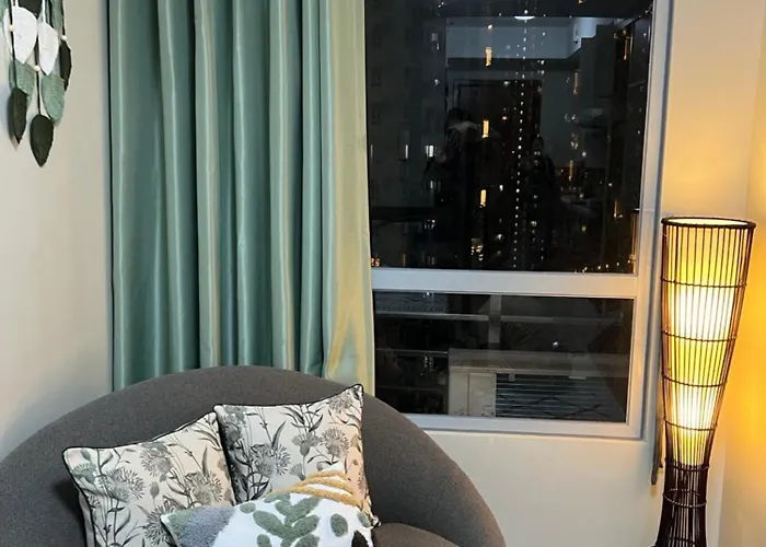 Osaka Japan Vibe Pioneer Mandaluyong Free Pool Gym Kidsroom Netflix Prime Hbomax Sunshine 100 T3 16th 公寓